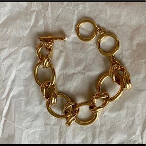 Banana Republic Gold Link Bracelet - NWOT